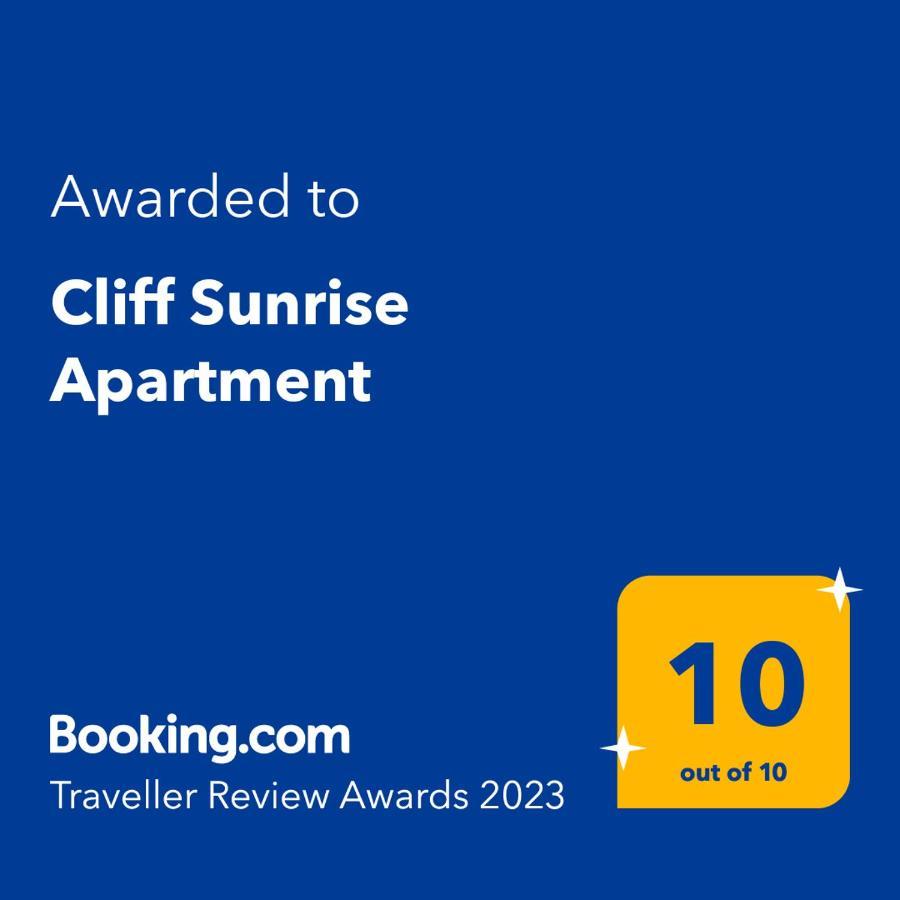 Cliff Sunrise Apartment *